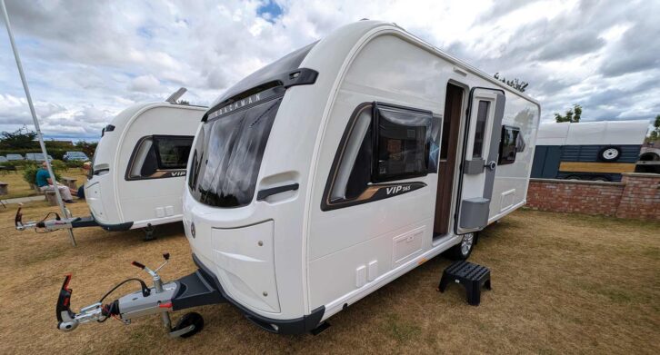 The Coachman VIP 565