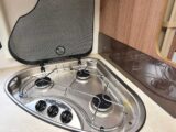 The three-burner hob