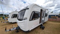 The Coachman VIP 565