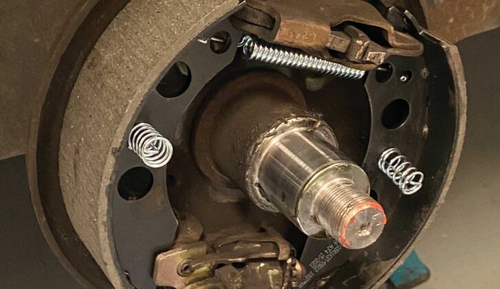 New brake shoes and return springs