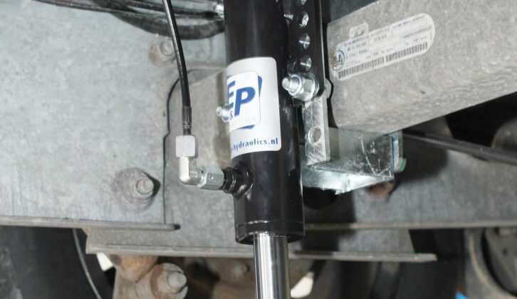 An E&P Hydraulics levelling system