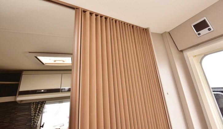 The concertina dividers