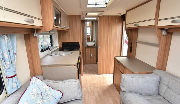 Looking down the length of the Quasar