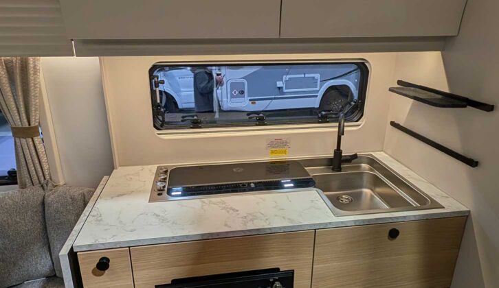 The kitchen in the Tiber