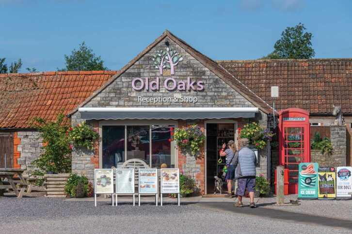 Old Oaks