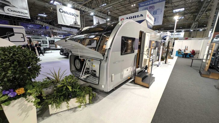 The Adria Adora 612DL Seine