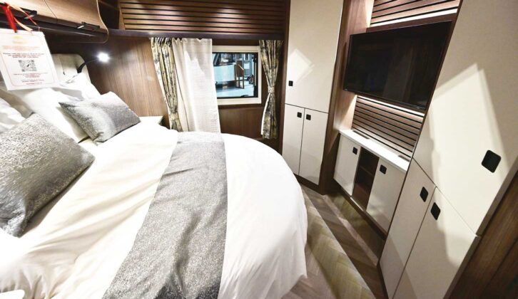 The bedroom in the Lusso IV