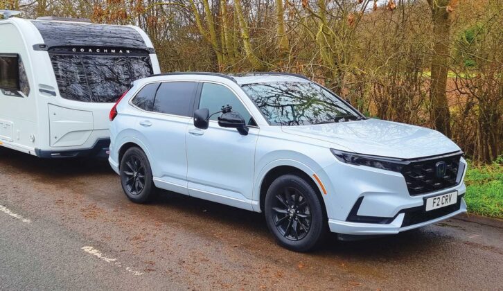 The Honda CR-V hitched up to a van
