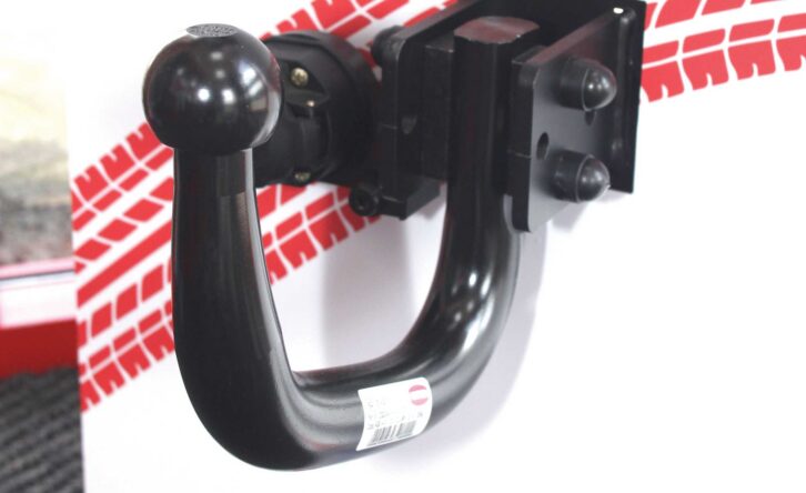 A swan-neck towbar