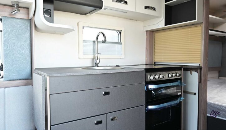 The kitchen in the Challenger 500