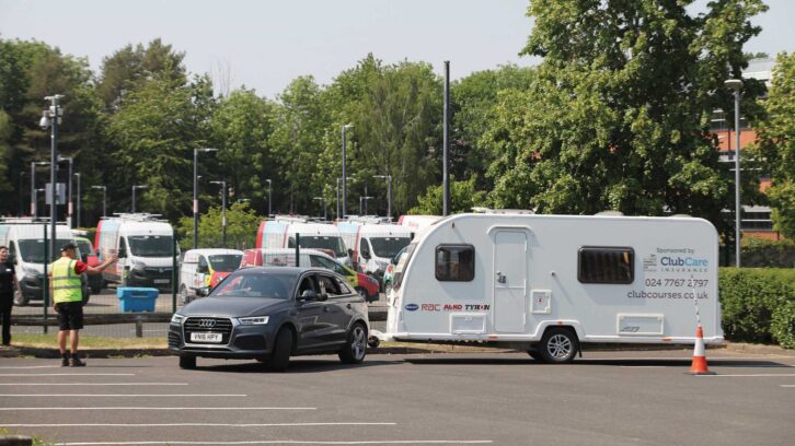 A towing course underway