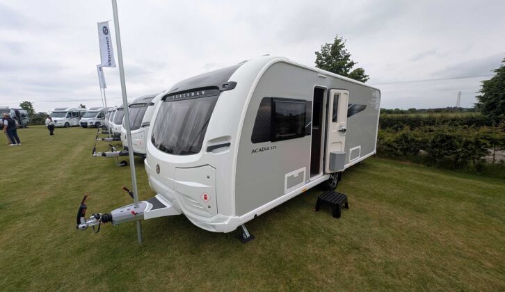 The Coachman Acadia 575