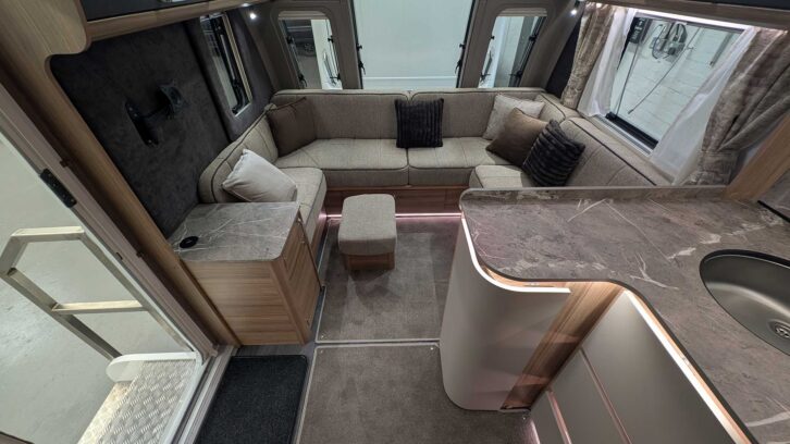 The lounge in the Bailey Unicorn Grande Cordoba