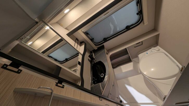 Inside the Eriba Touring 430 Silver Edition