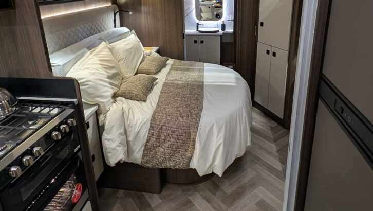 Inside the Lusso III